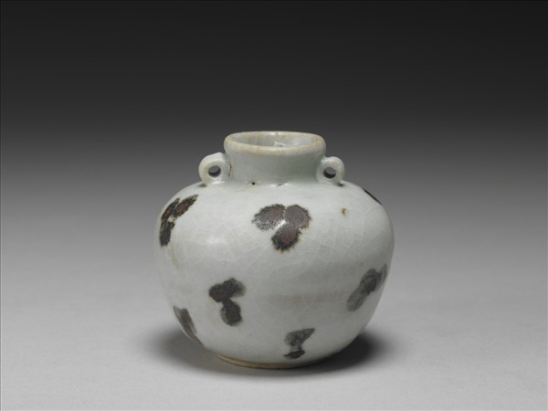 青白瓷褐斑雙耳罐