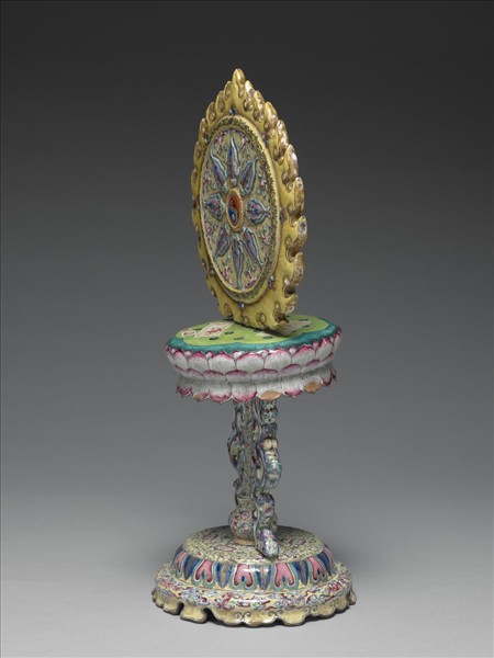 銅胎畫琺瑯法輪