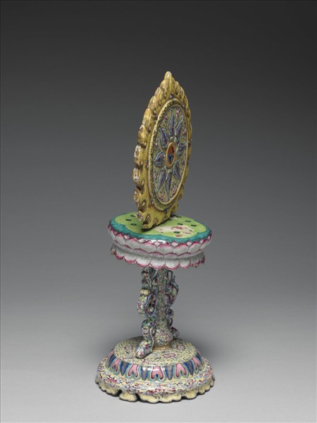 銅胎畫琺瑯法輪