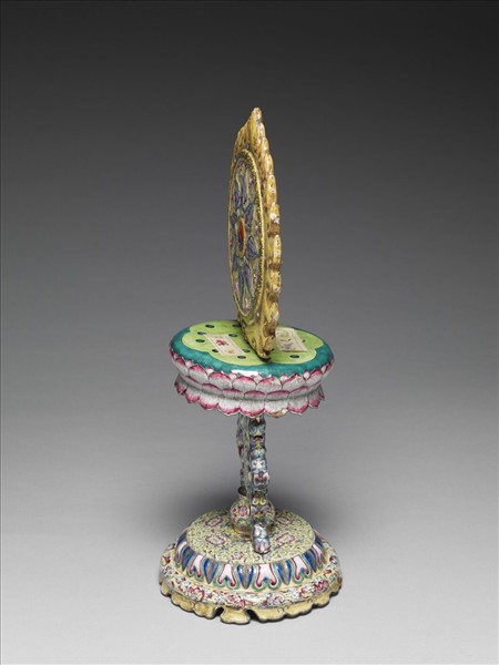 銅胎畫琺瑯法輪