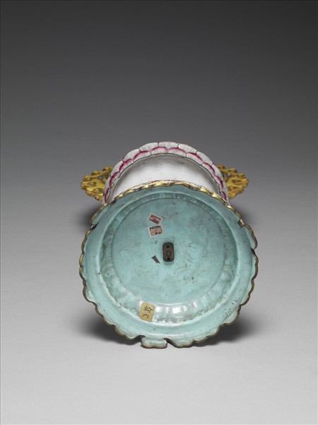 銅胎畫琺瑯法輪