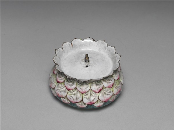 銅胎畫琺瑯五彩七政寶（寶馬）