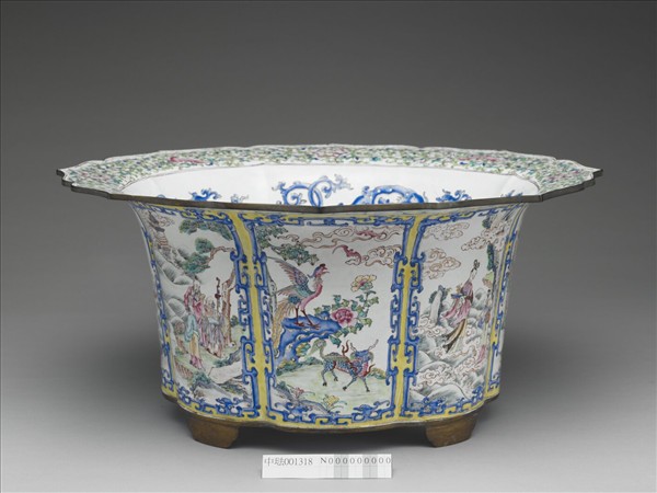 銅胎畫琺瑯開光福壽圖花盆