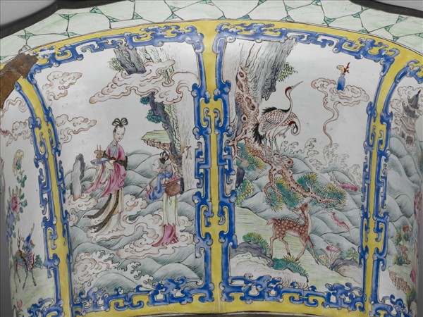 銅胎畫琺瑯開光福壽圖花盆