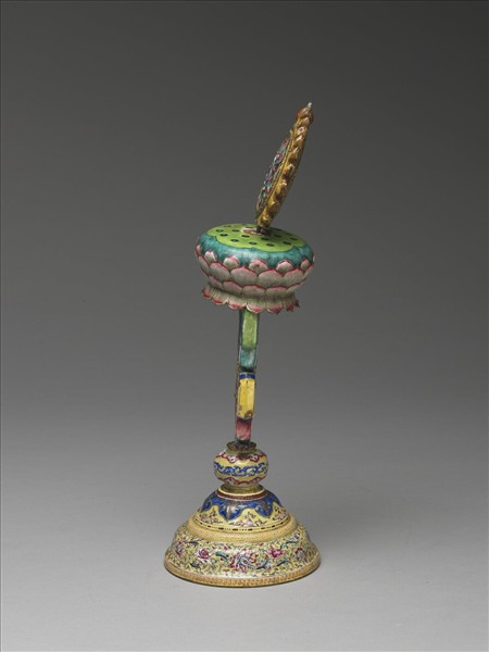 銅胎畫琺瑯五彩七政寶（法輪）