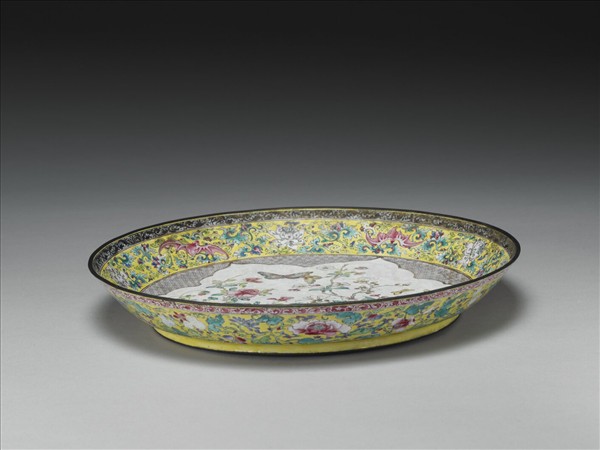 銅胎畫琺瑯黃地開光花卉盤