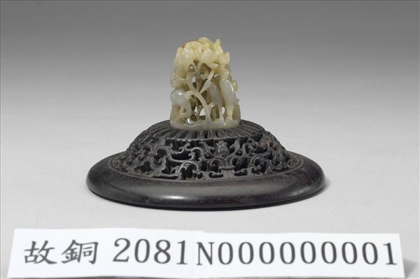 汀渚鷺鷥紋玉頂