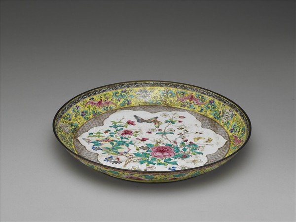 銅胎畫琺瑯黃地開光花卉盤