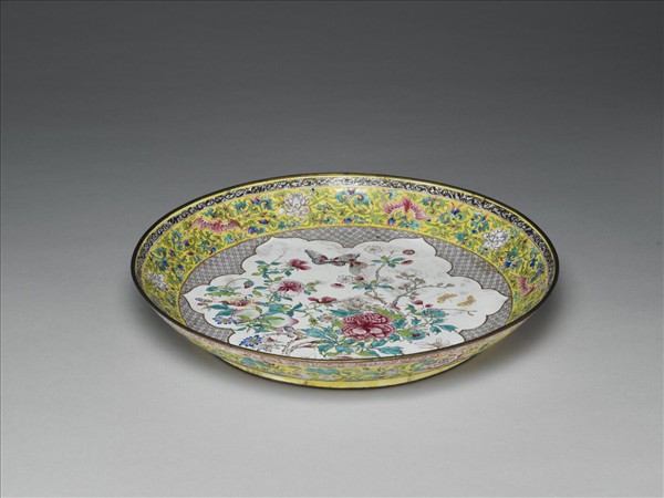 銅胎畫琺瑯黃地開光花卉盤