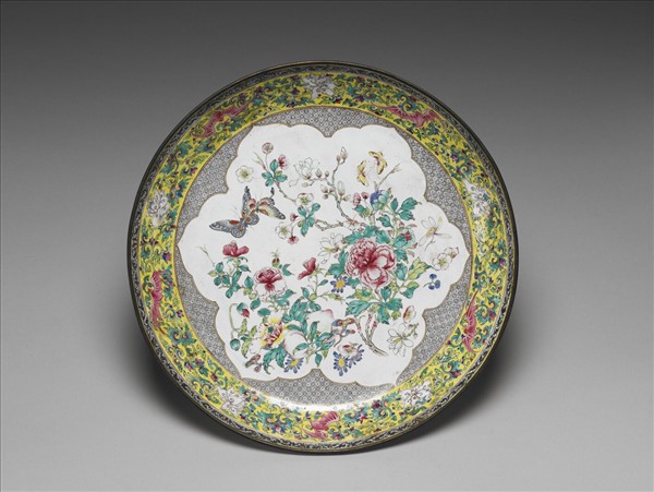 銅胎畫琺瑯黃地開光花卉盤