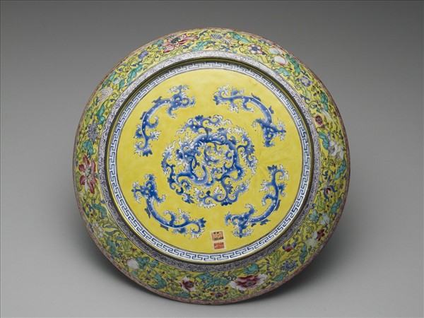銅胎畫琺瑯黃地開光花卉盤