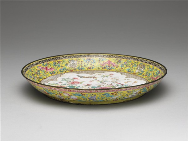 銅胎畫琺瑯黃地開光花卉盤