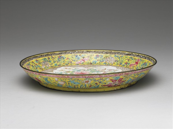 銅胎畫琺瑯黃地開光花卉盤