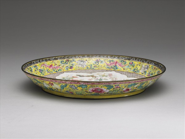 銅胎畫琺瑯黃地開光花卉盤