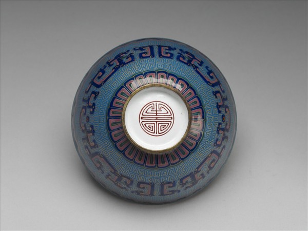 銅胎畫琺瑯龍紋碗