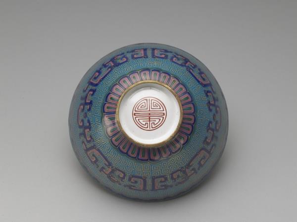 銅胎畫琺瑯龍紋碗