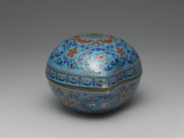 銅胎畫琺瑯桃式盒