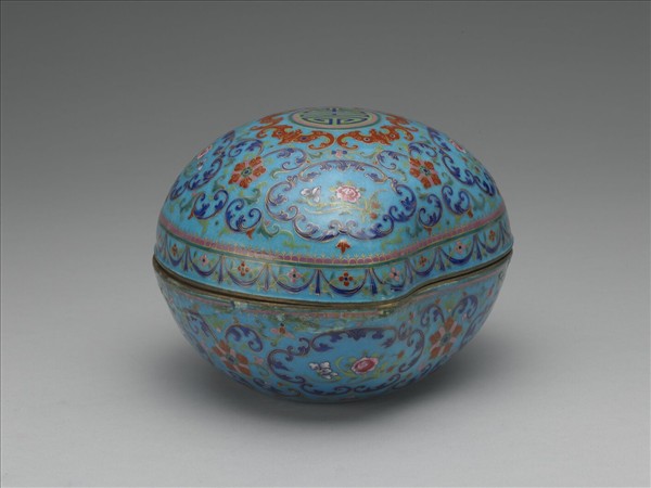 銅胎畫琺瑯桃式盒