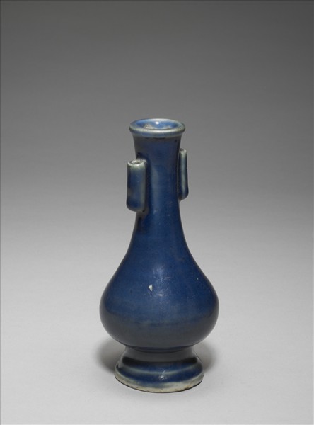 霽青釉雙耳瓶