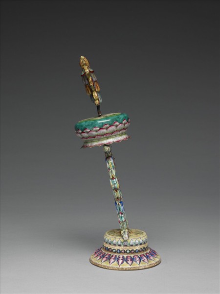 銅胎畫琺瑯五彩八寶（寶傘）