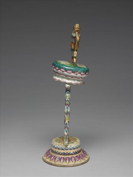 銅胎畫琺瑯五彩八寶（寶傘）