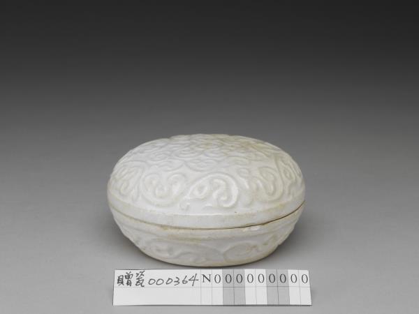 安溪窯 青白瓷印花卷草紋盒