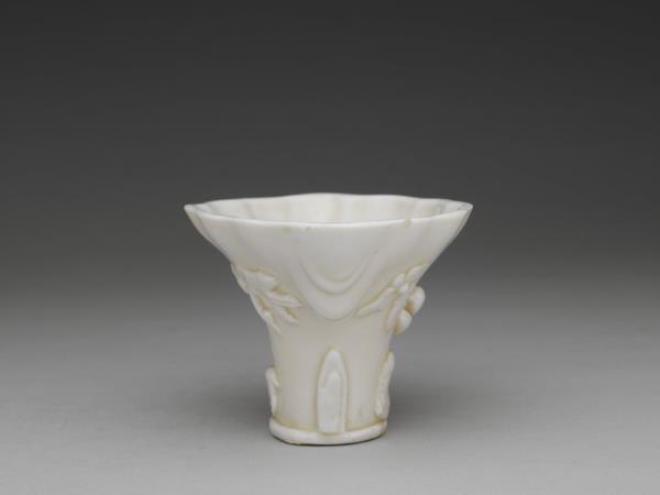 德化窯 白瓷犀角式桮