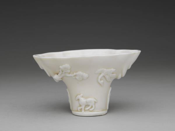 德化窯 白瓷犀角式桮