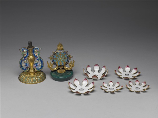 銅胎畫琺瑯五彩七政寶（法輪）