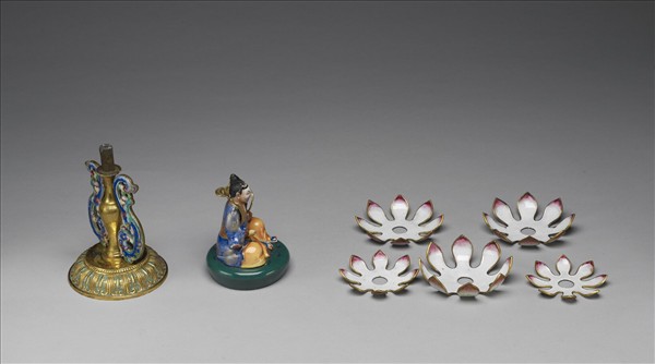 銅胎畫琺瑯五彩七政寶（財臣）