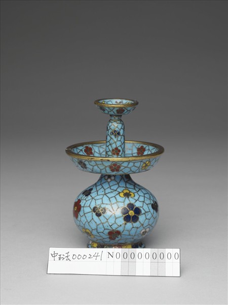 掐絲琺瑯冰梅紋燭台（五供）