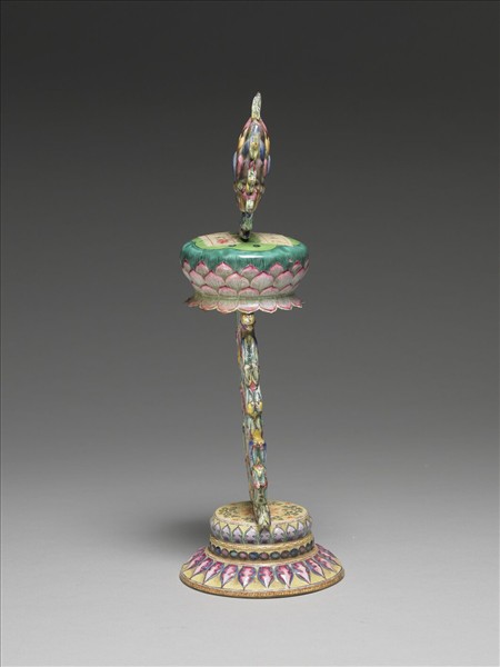 銅胎畫琺瑯五彩八寶（蓮花）