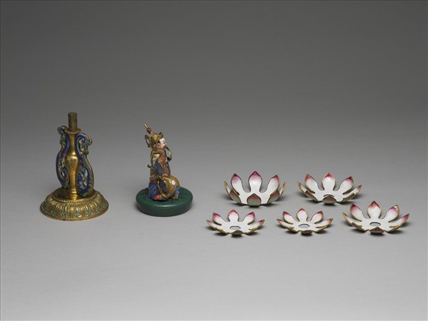 銅胎畫琺瑯五彩七政寶（武將）