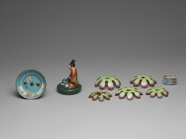 銅胎畫琺瑯五彩七政寶（玉女）