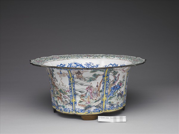 銅胎畫琺瑯開光福壽圖花盆