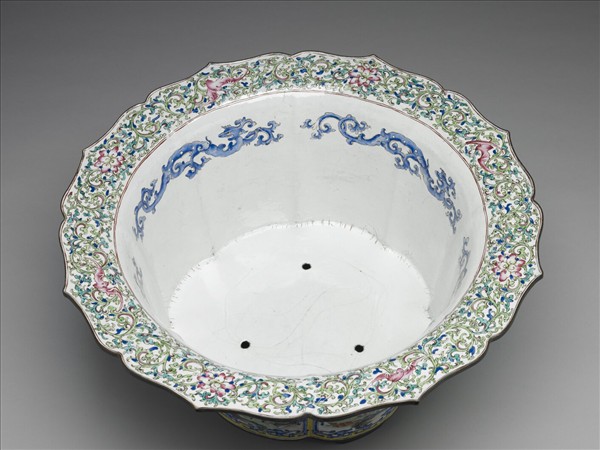 銅胎畫琺瑯開光福壽圖花盆