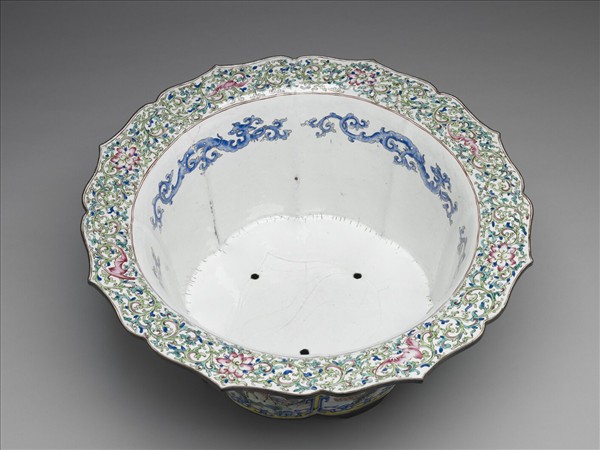 銅胎畫琺瑯開光福壽圖花盆