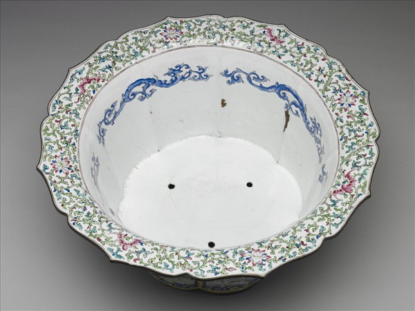 銅胎畫琺瑯開光福壽圖花盆