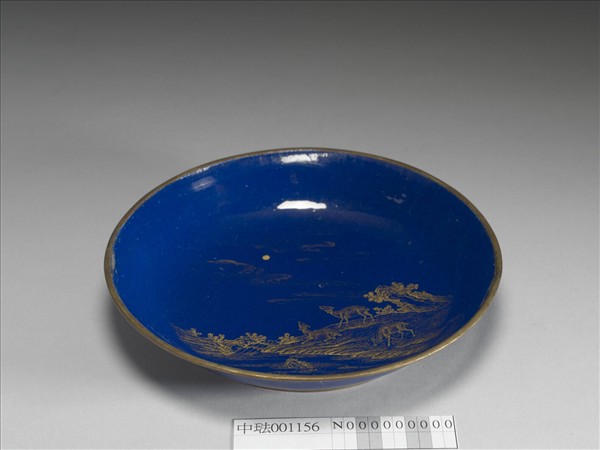 銅胎畫琺瑯三羊開泰圖盤