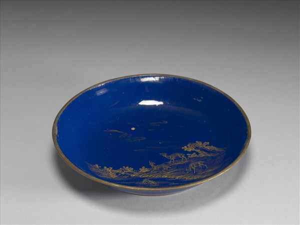 銅胎畫琺瑯三羊開泰圖盤