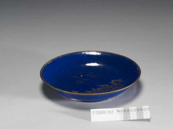 銅胎畫琺瑯三羊開泰圖盤