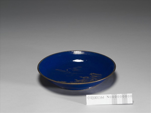 銅胎畫琺瑯三羊開泰圖盤