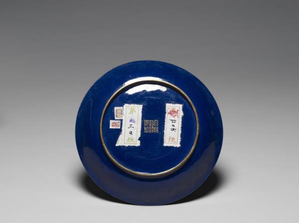 銅胎畫琺瑯三羊開泰圖盤