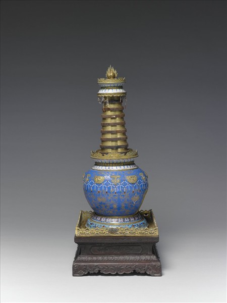 銅胎畫琺瑯藍地花葉紋塔形龕