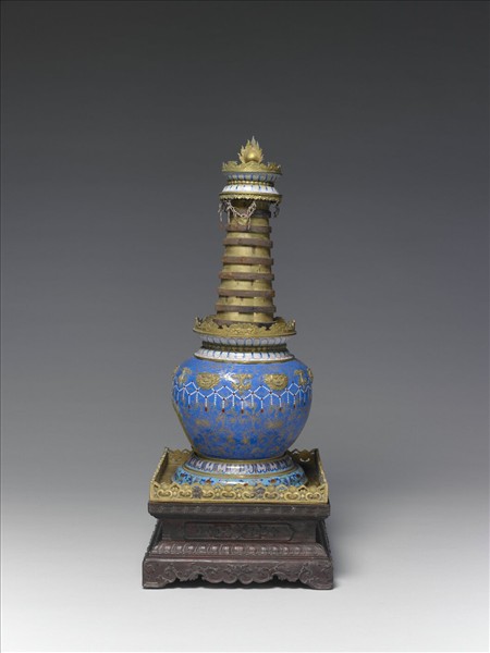 銅胎畫琺瑯藍地花葉紋塔形龕