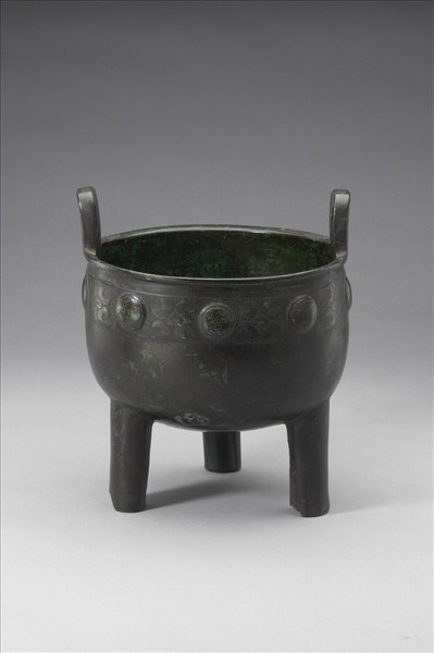 圓渦四瓣目紋鼎