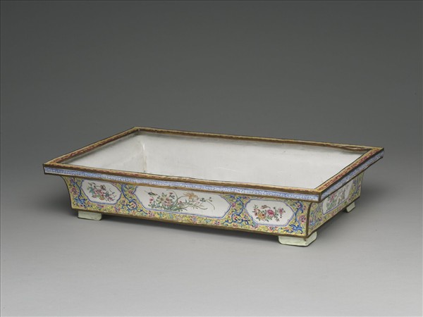 銅胎畫琺瑯花卉長方花盆