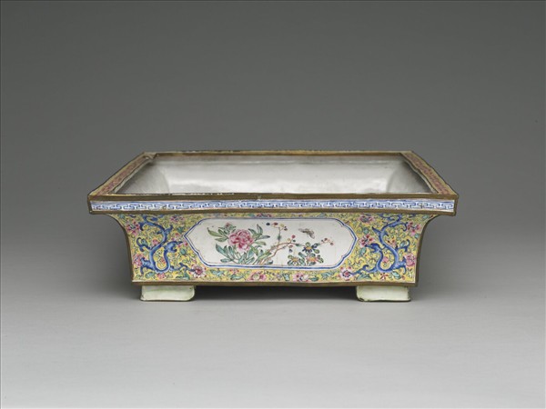 銅胎畫琺瑯花卉長方花盆