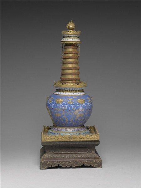 銅胎畫琺瑯藍地花葉紋塔形龕