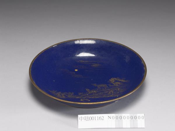 銅胎畫琺瑯三羊開泰圖盤